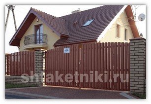 Штакетник для забора под дерево в Семее